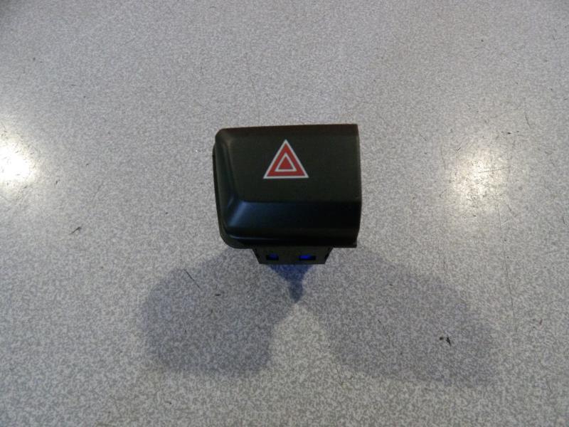 Bouton de warning PEUGEOT 2008 1 PHASE 1 Essence - 1