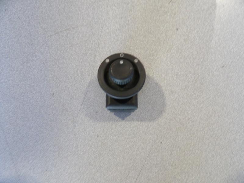 Commande retroviseurs RENAULT CLIO 2 PHASE 2 Diesel - 1