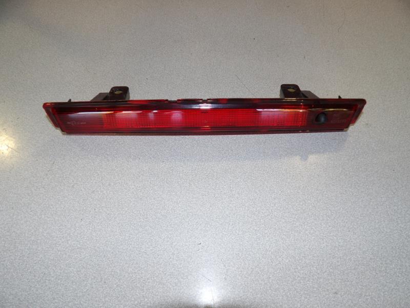 Feu arriere stop central RENAULT CLIO 4 PHASE 1 Essence - 1