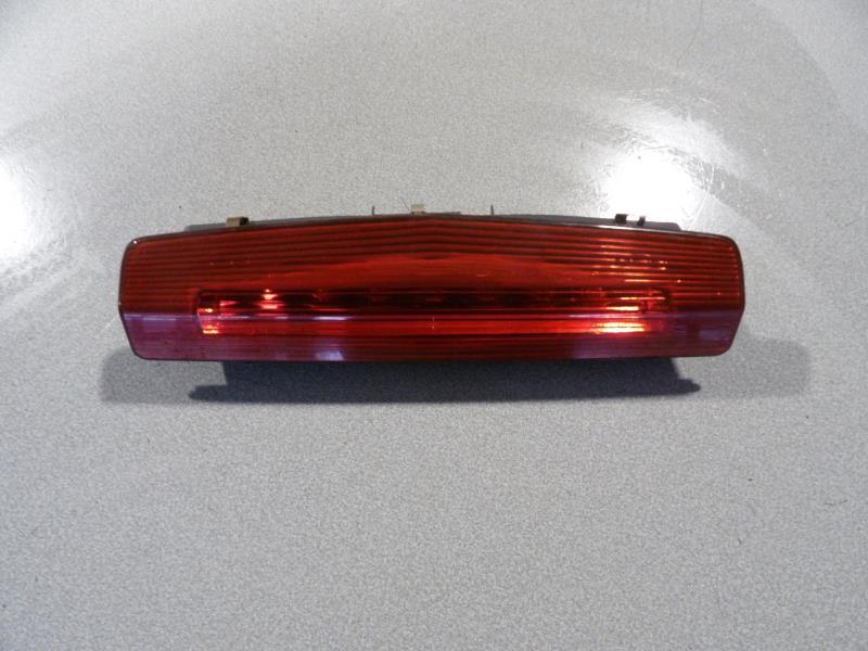 Feu arriere stop central OPEL ZAFIRA B PHASE 1 Diesel - 1