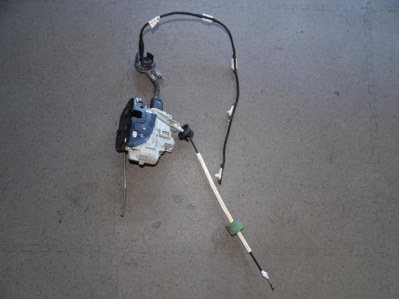 Serrure avant droit AUDI A6 3 PHASE 1 Diesel - 1