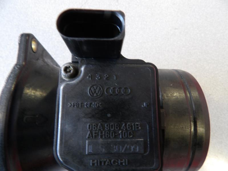Debitmetre SEAT TOLEDO 2 Essence - 1