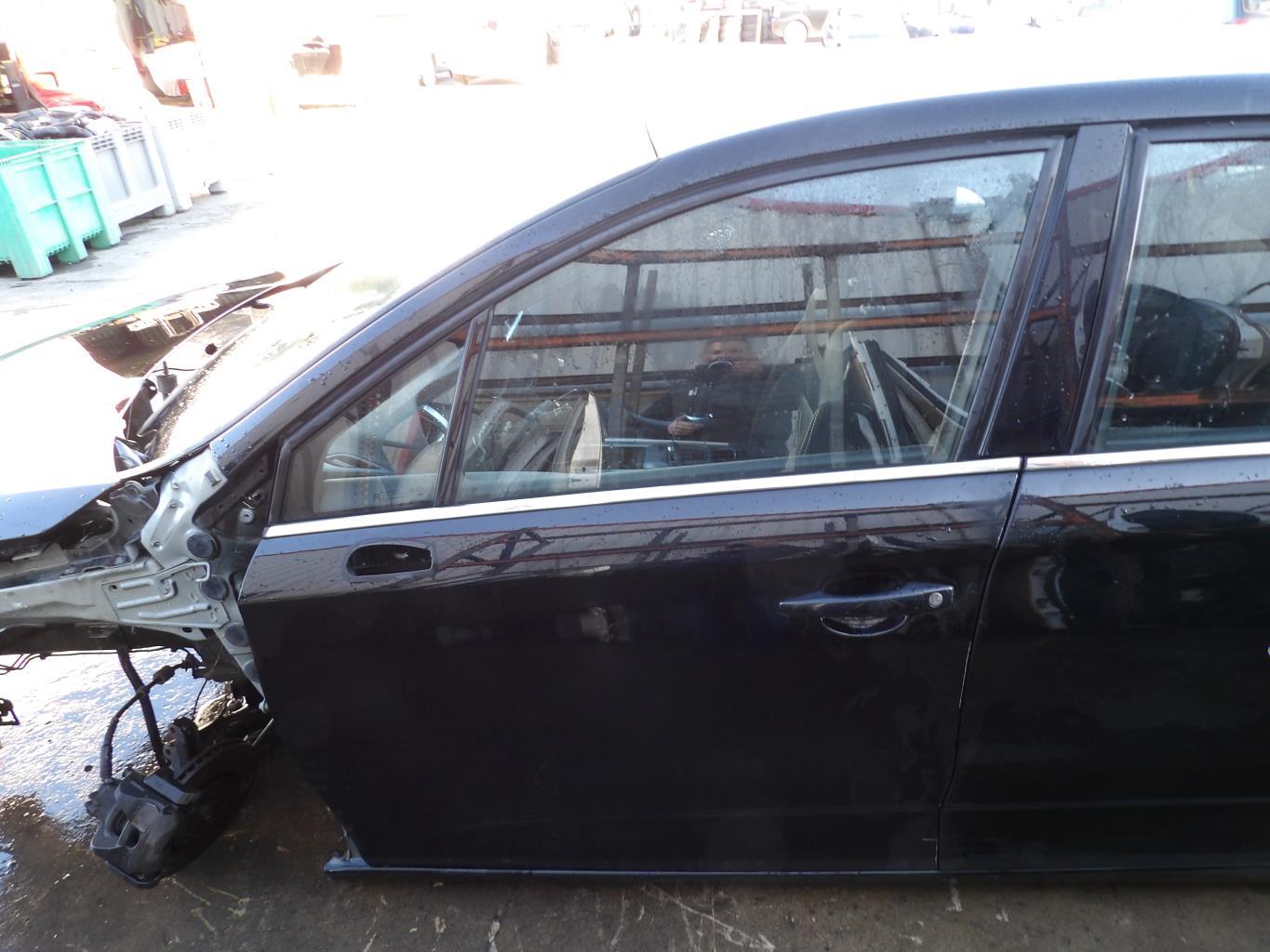 Serrure avant gauche CITROEN C4 2 PHASE 1 Diesel - 1