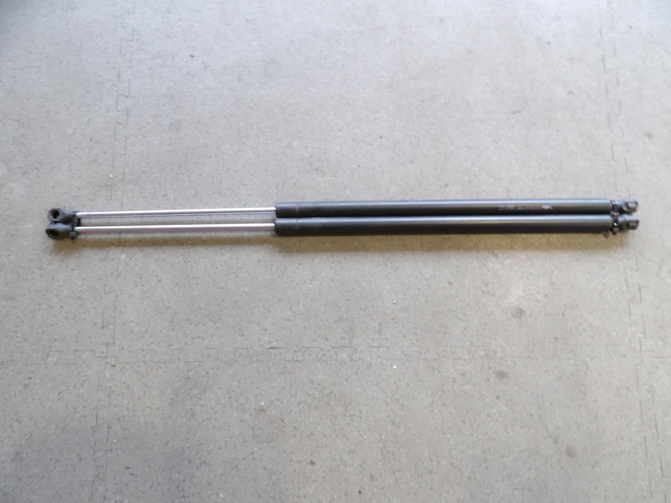 Verin de coffre PEUGEOT PARTNER 1 PHASE 2 Essence - 1