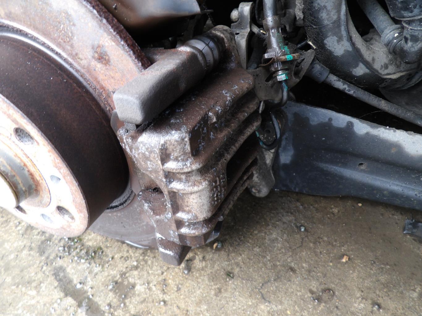 Etrier arriere droit (freinage) VOLKSWAGEN EOS CABRIO PHASE 1 Diesel - 1