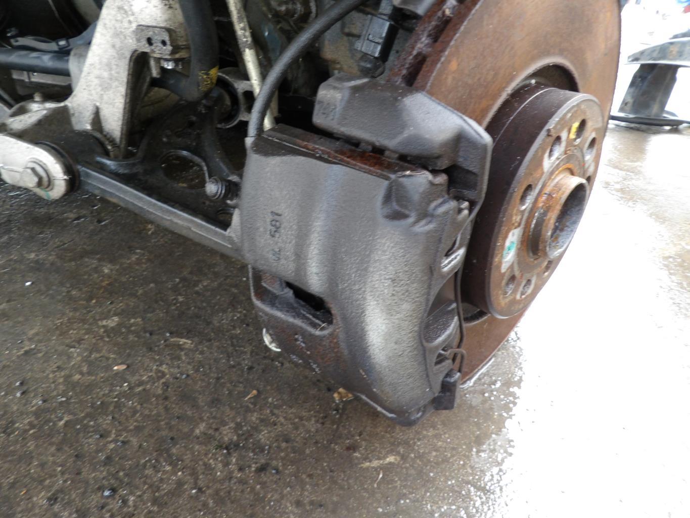 Etrier avant gauche (freinage) VOLKSWAGEN EOS CABRIO PHASE 1 Diesel - 1