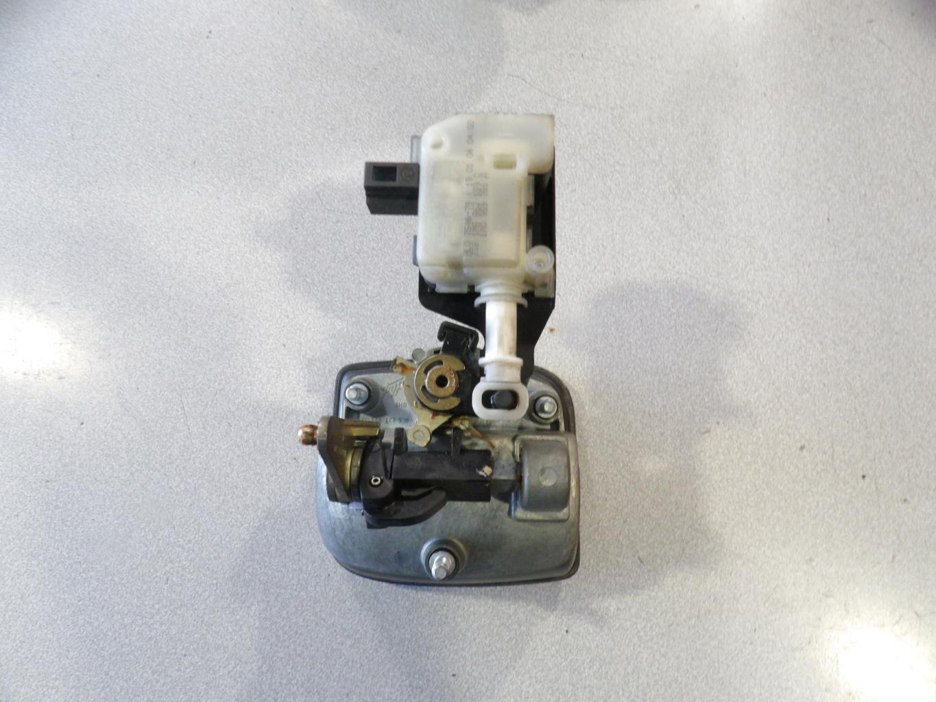 Bouton de coffre SEAT IBIZA 3 PHASE 1 Diesel - 1