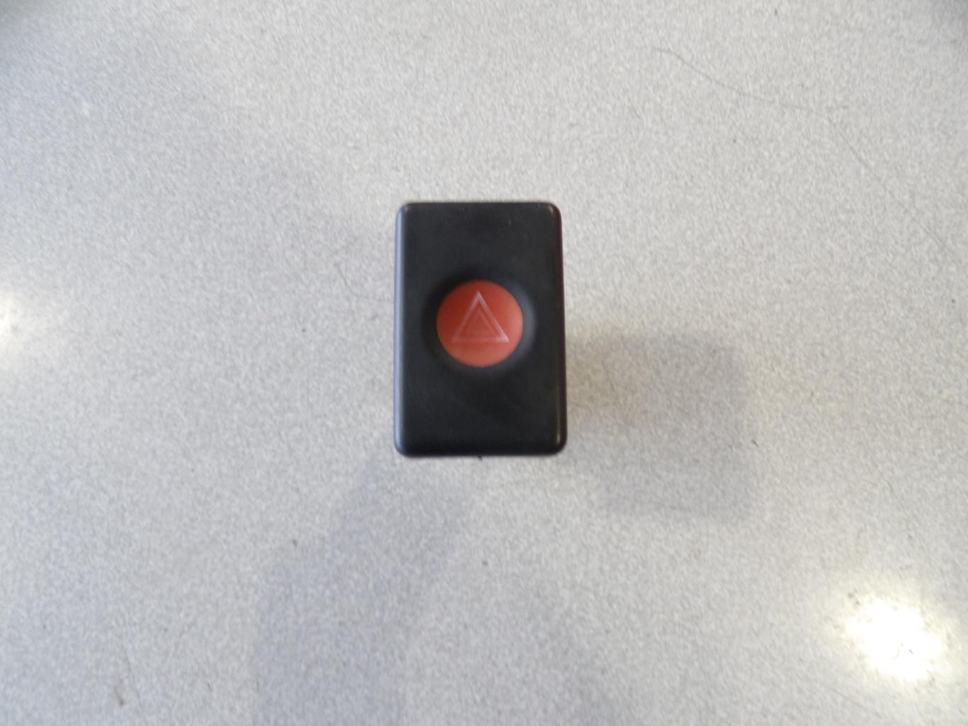 Bouton de warning DACIA LOGAN 1 PHASE 1  - 1