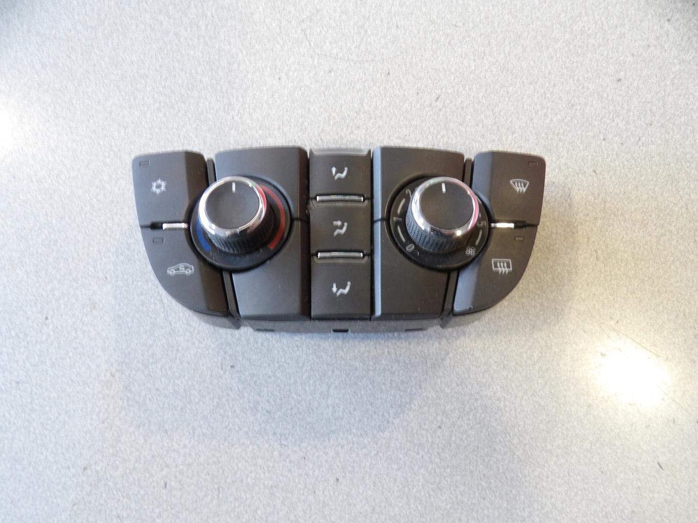 Commande chauffage OPEL ASTRA J PHASE 1 Diesel - 1