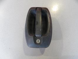 Poignee porte avant gauche