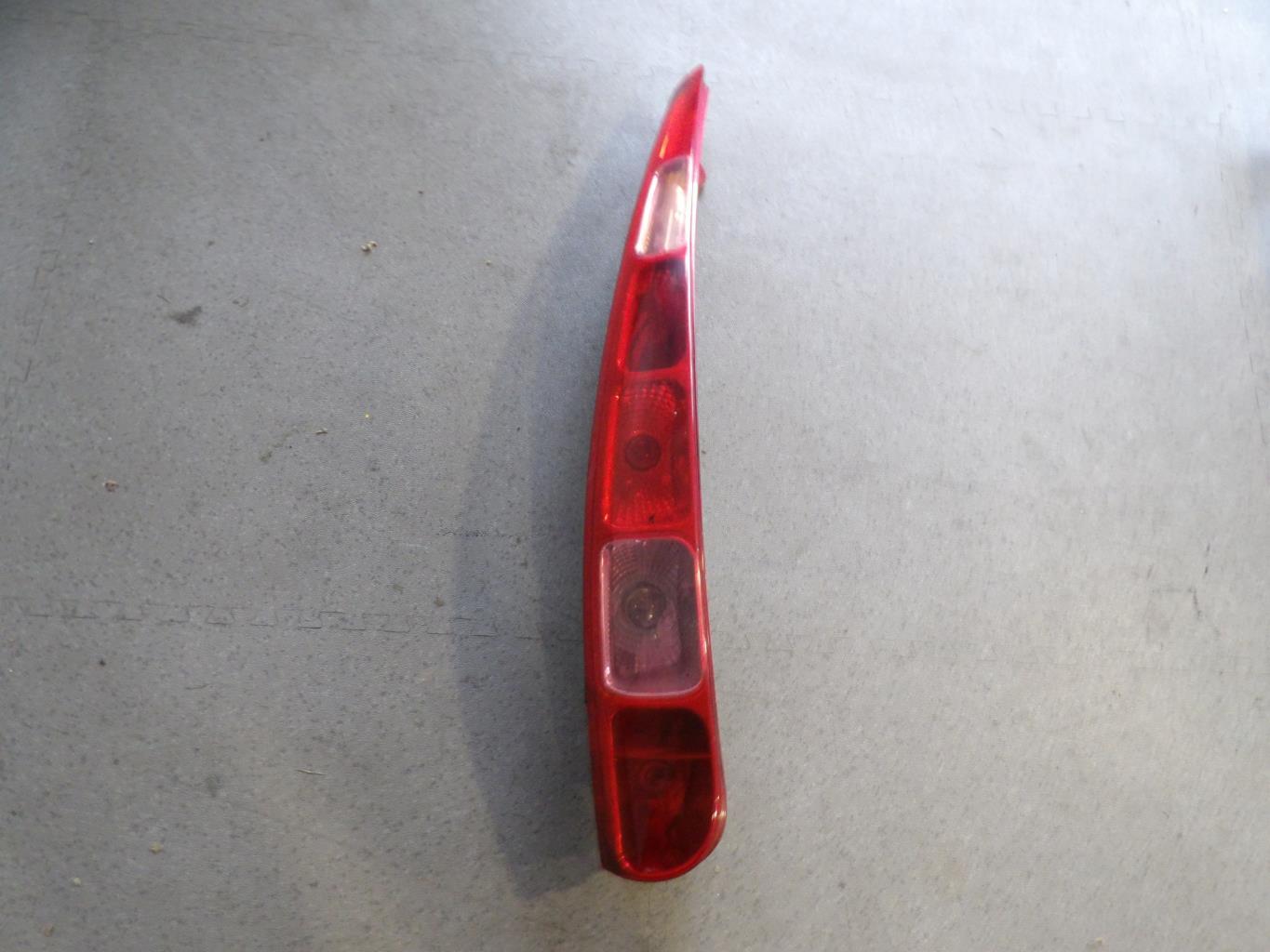 Feu arriere principal gauche (feux) CITROEN C8 Diesel - 1
