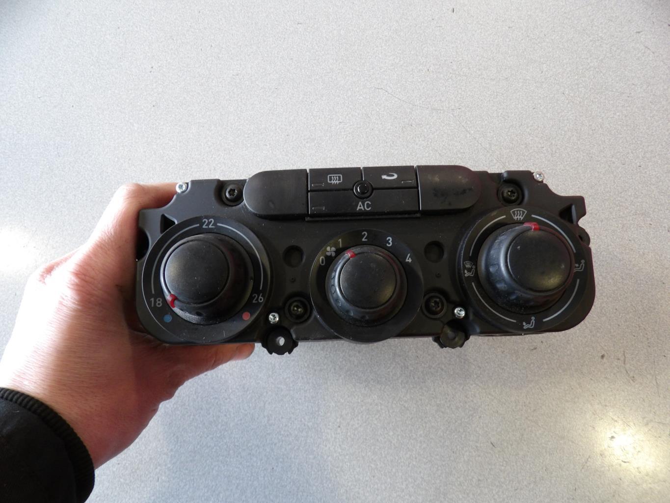 Commande chauffage SEAT LEON 2 PHASE 1 Diesel - 1