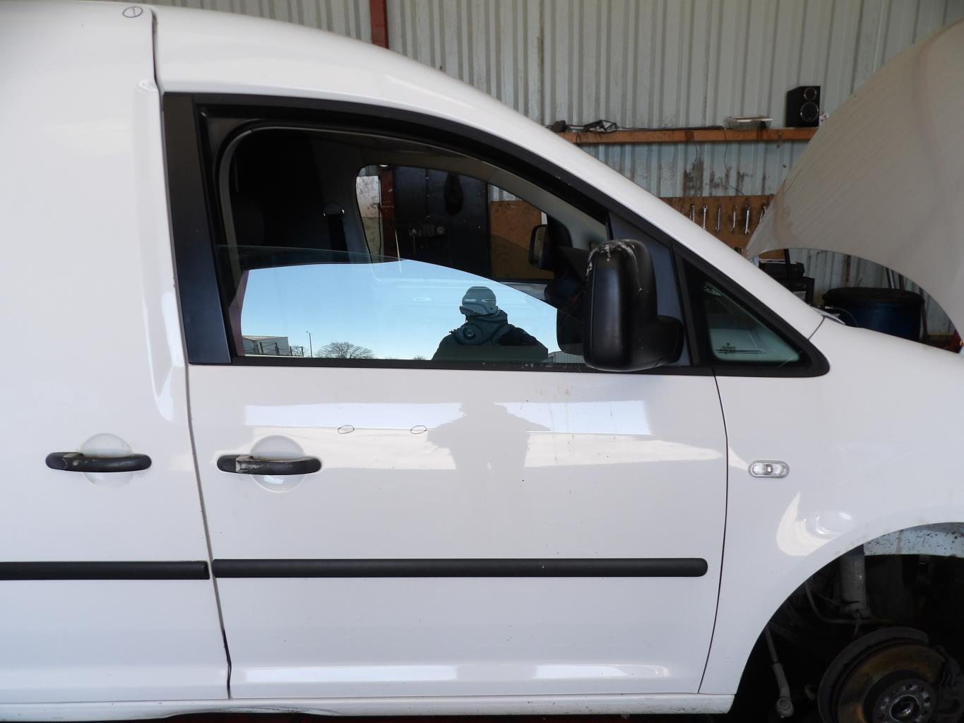 Serrure avant droit VOLKSWAGEN CADDY 3 PHASE 1 Diesel - 1