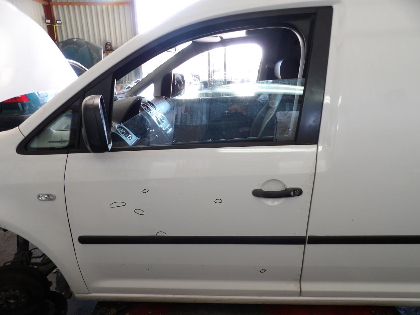 Serrure avant gauche VOLKSWAGEN CADDY 3 PHASE 1 Diesel - 1