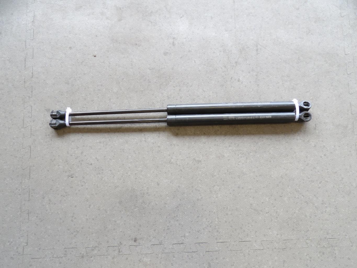 Verin de coffre RENAULT CLIO 1 PHASE 2  - 1