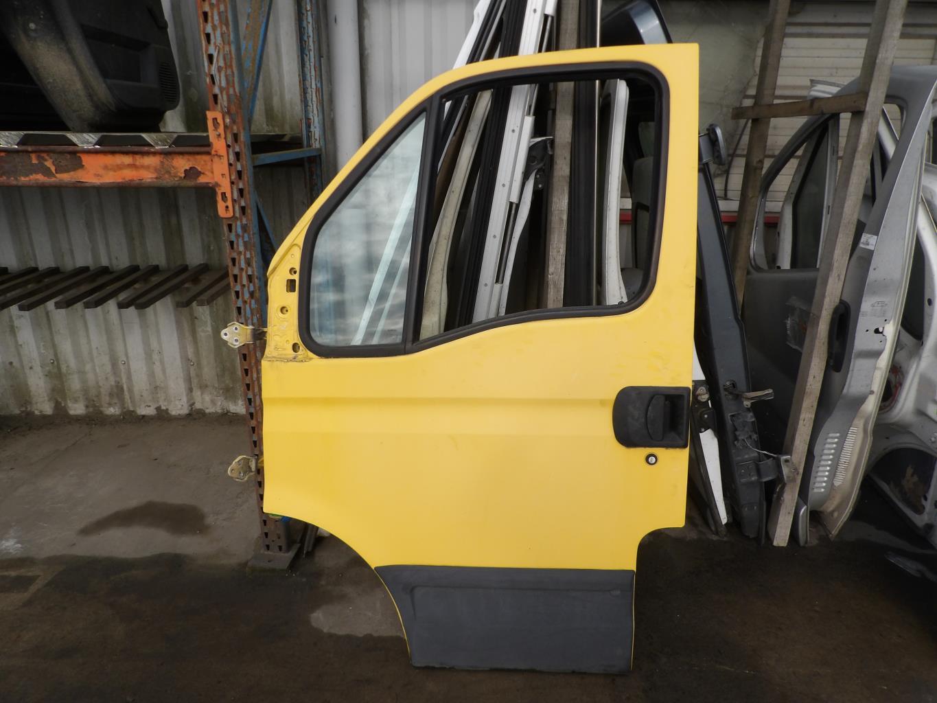 Porte avant gauche IVECO DAILY 3  - 1