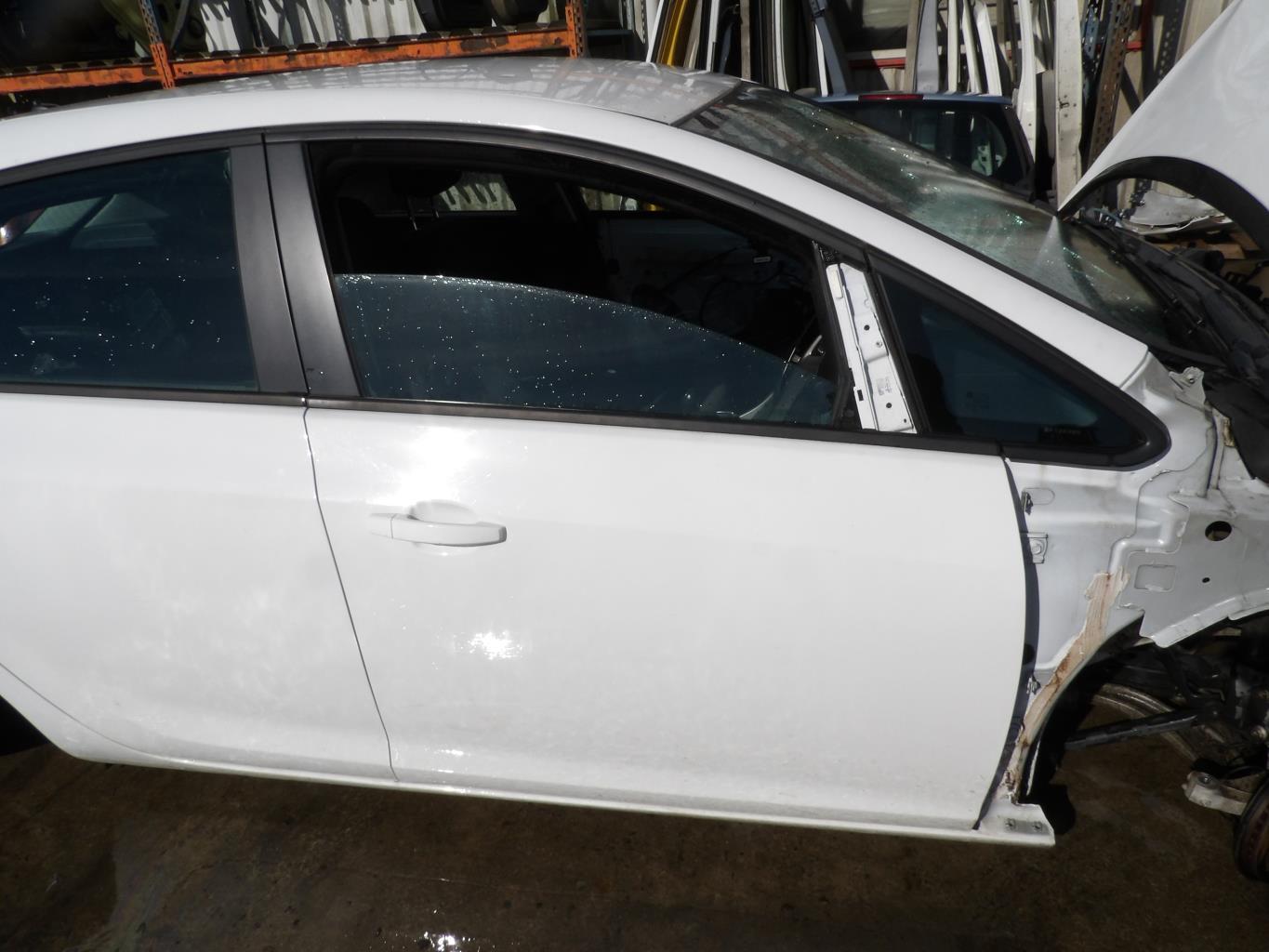 Serrure avant droit OPEL ASTRA J PHASE 1 Diesel - 1