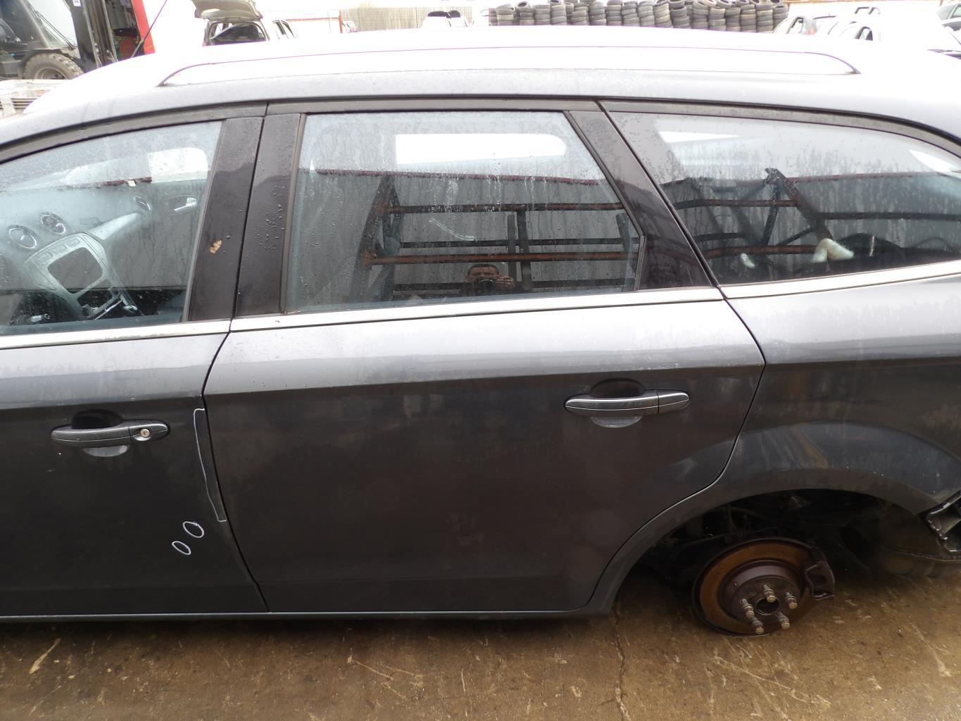 Porte arriere gauche FORD MONDEO 3 PHASE 1 BREAK Diesel - 1