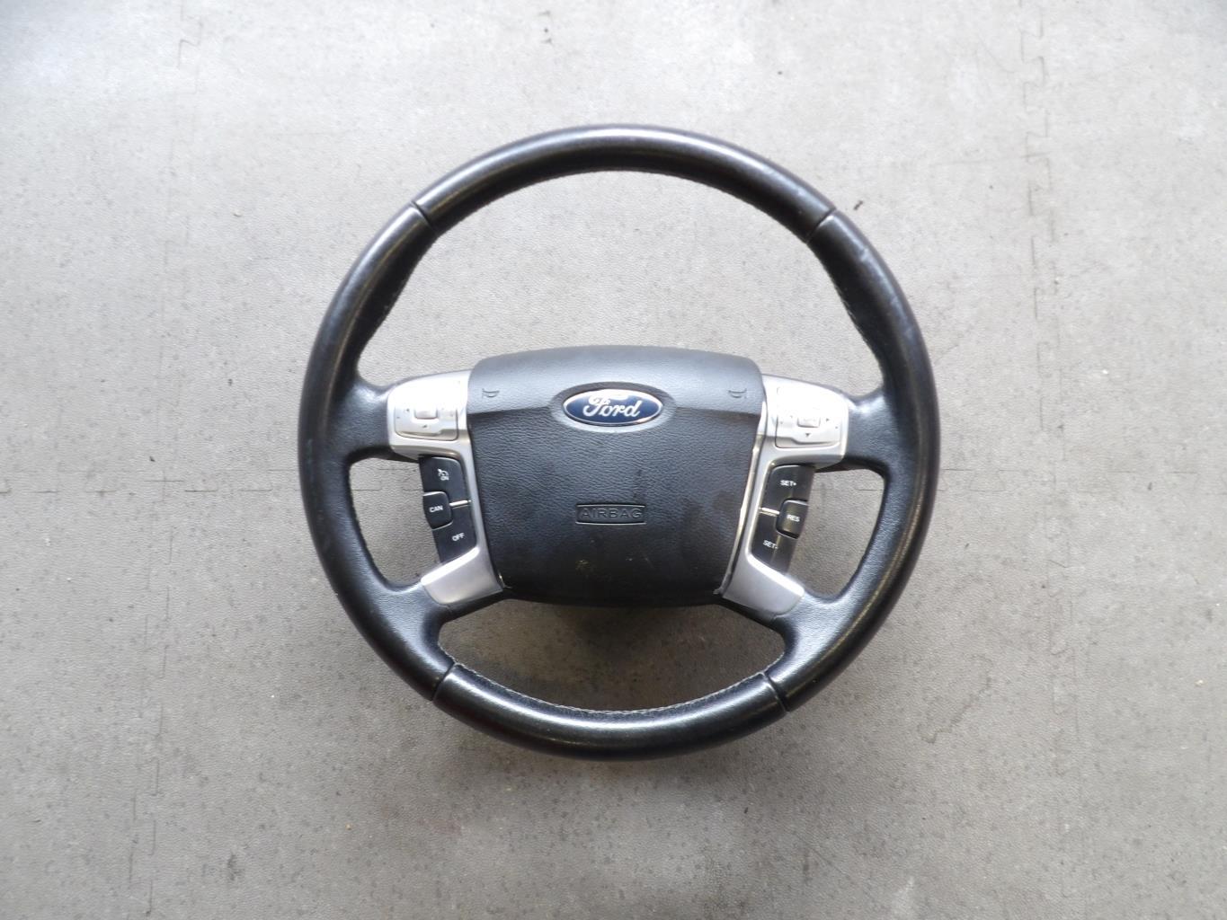 Volant FORD MONDEO 3 PHASE 1 BREAK Diesel - 1