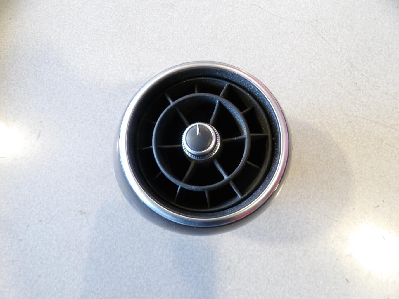 Aerateur tableau de bord AUDI A1 1 SPORTBACK PHASE 2 Essence - 1