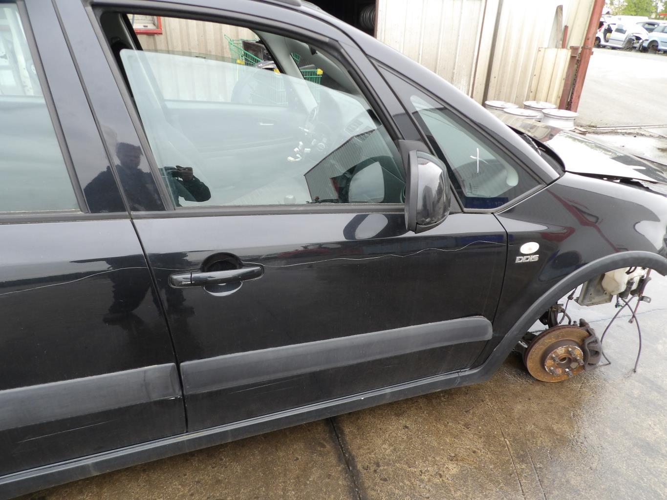 Porte avant droit SUZUKI SX4 1 Diesel - 1