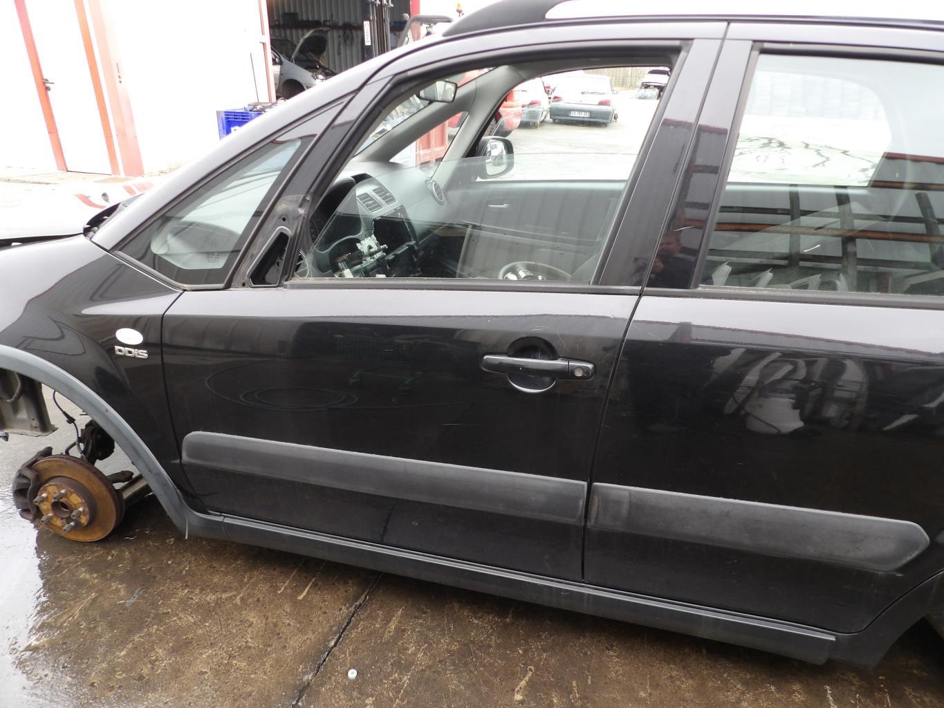 Porte avant gauche SUZUKI SX4 1 Diesel - 1