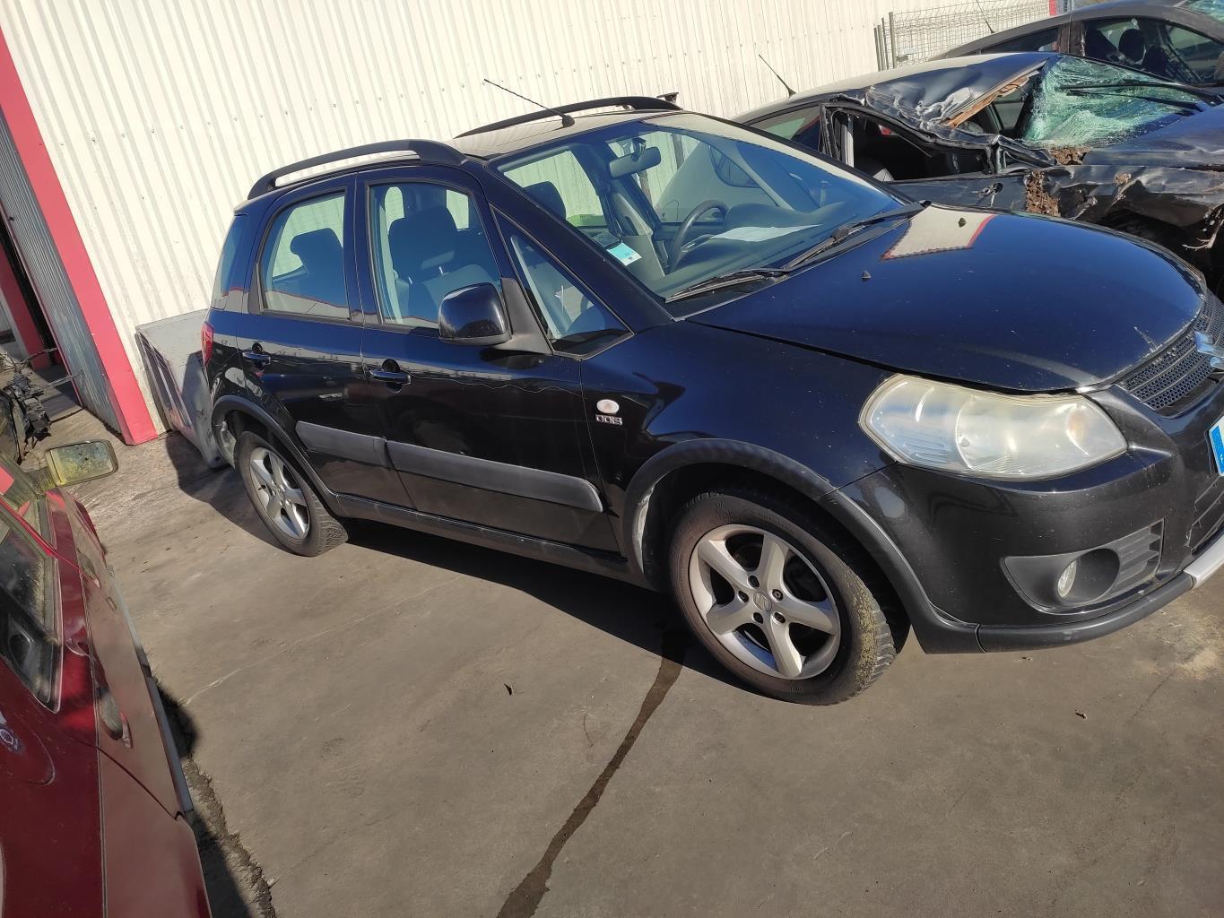Serrure arriere gauche SUZUKI SX4 1 Diesel - 1