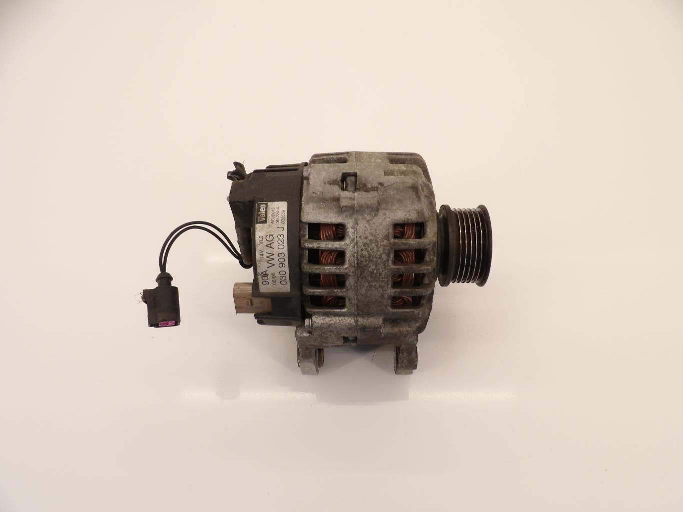 Alternateur VOLKSWAGEN GOLF 4 Essence - 1
