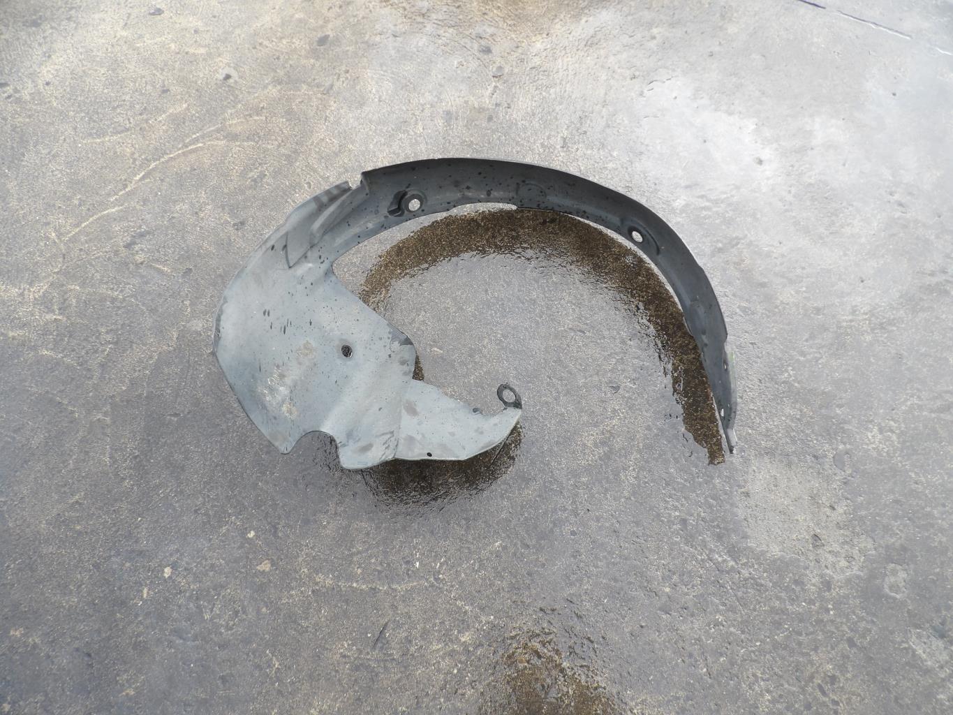 Pare boue avant gauche RENAULT TWINGO 1 PHASE 3 Essence - 1