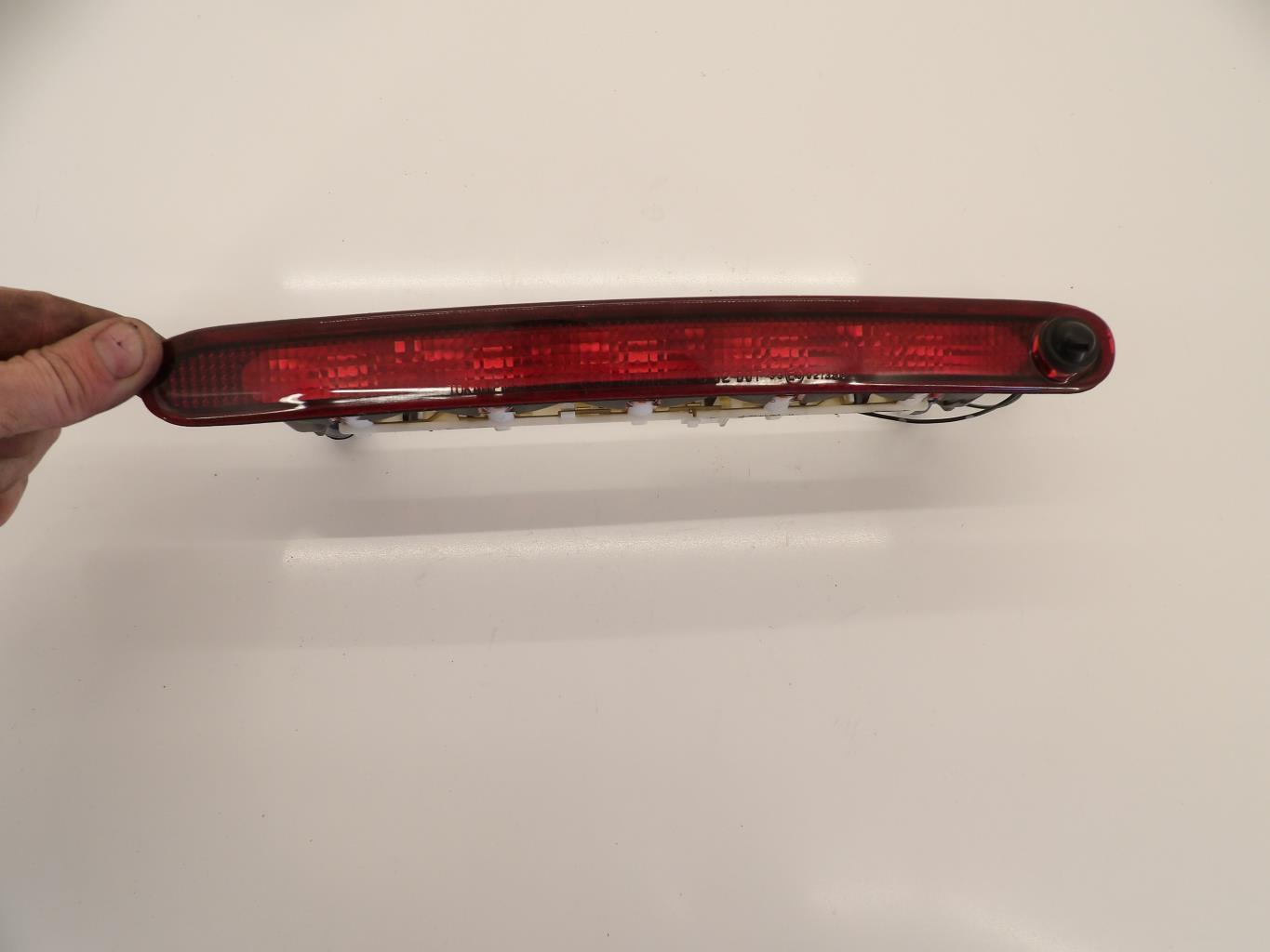 Feu arriere stop central SUZUKI SWIFT 3 Essence - 1