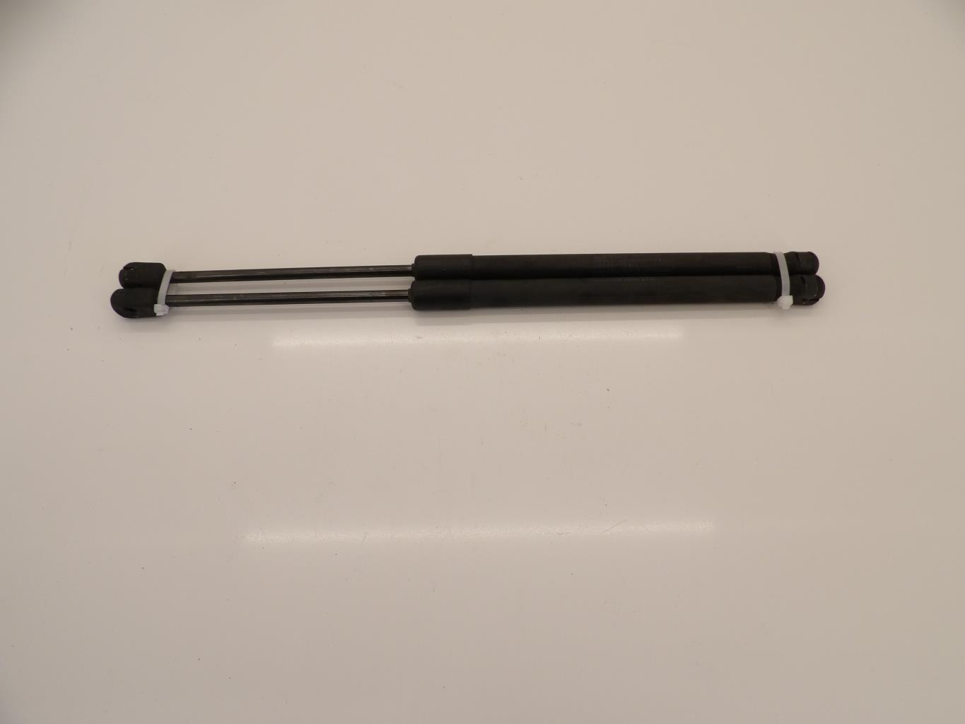 Verin de coffre SUZUKI SWIFT 3 Essence - 1