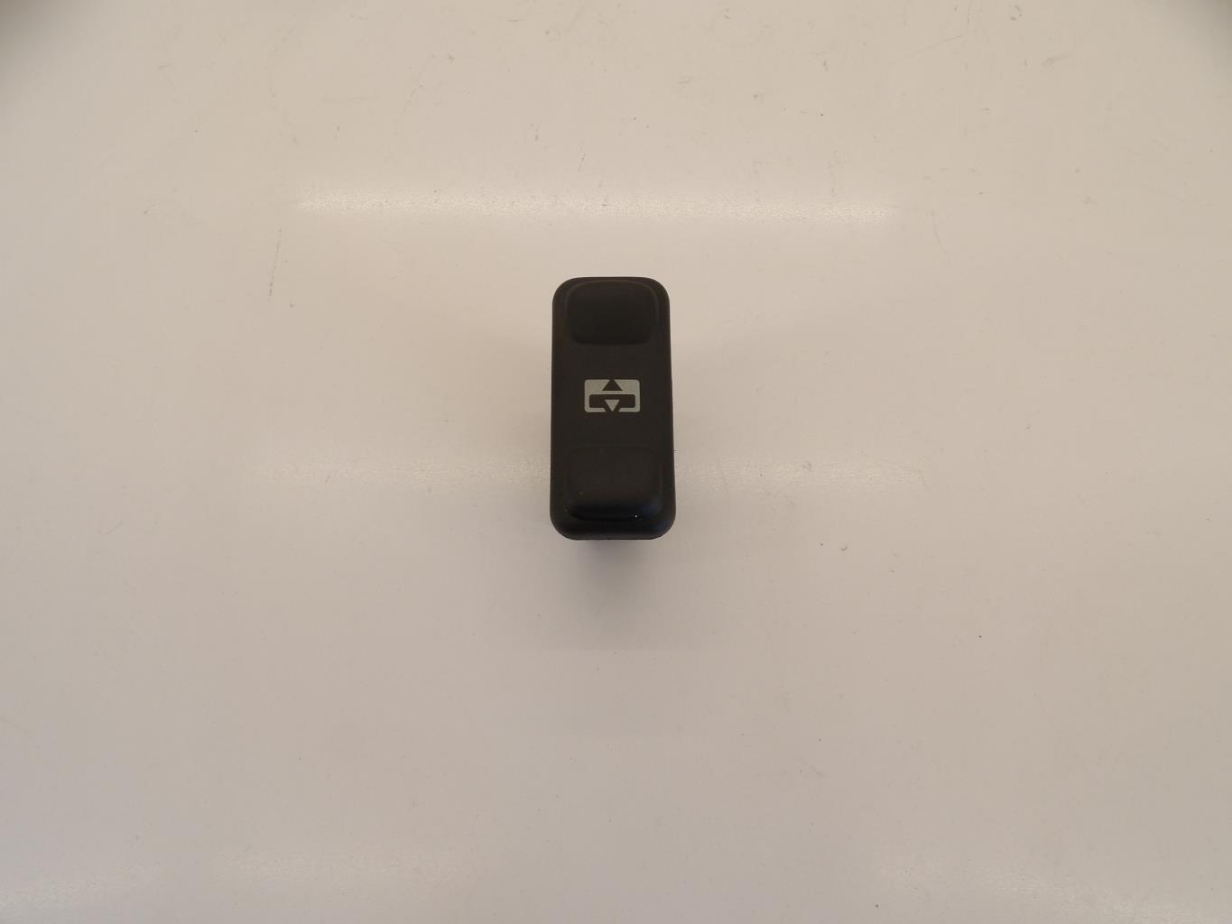 Bouton/Interrupteur PEUGEOT 206 PHASE 1 Essence - 1