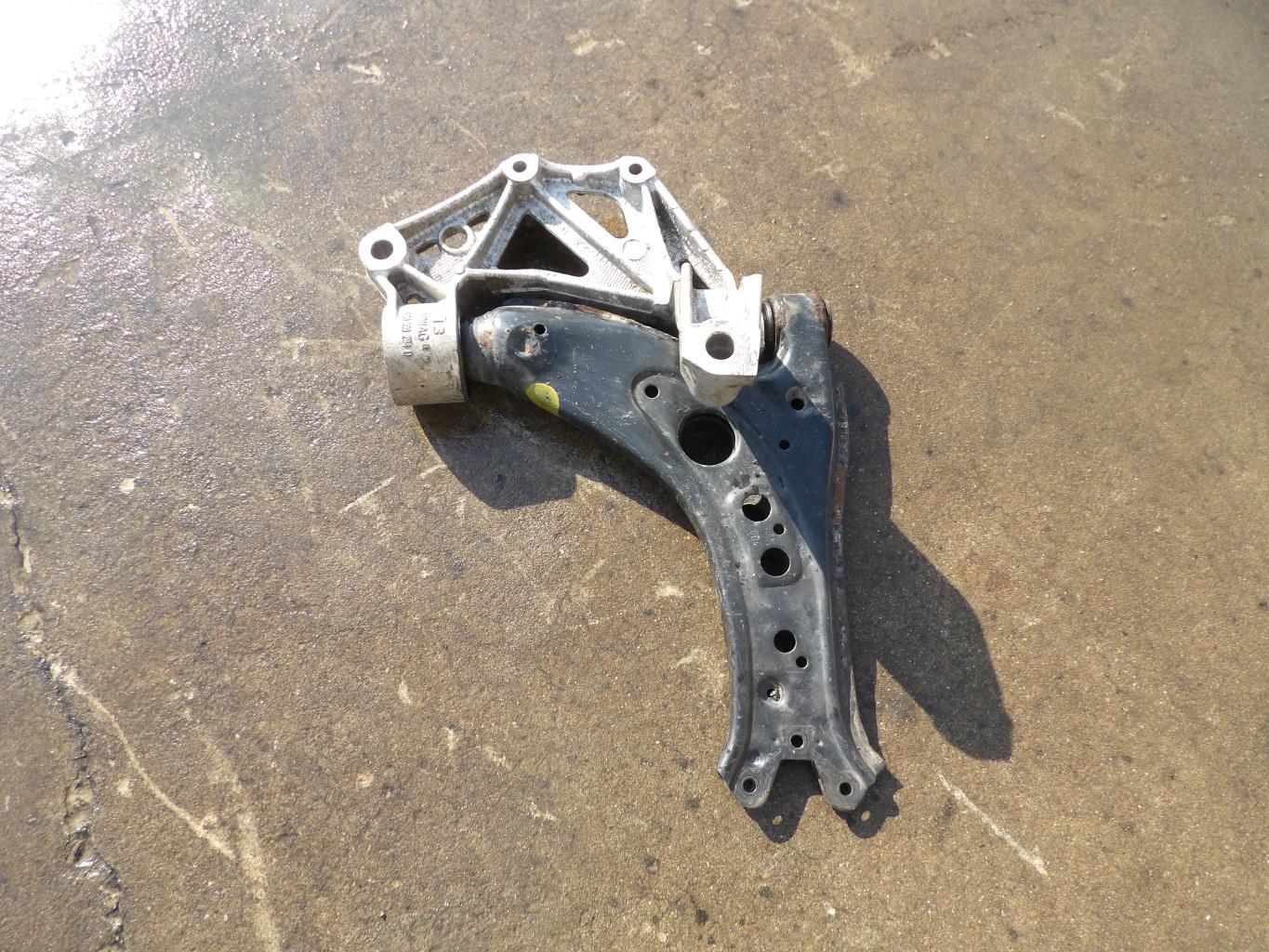 Triangle avant droit VOLKSWAGEN POLO 4 PHASE 2 Diesel - 1