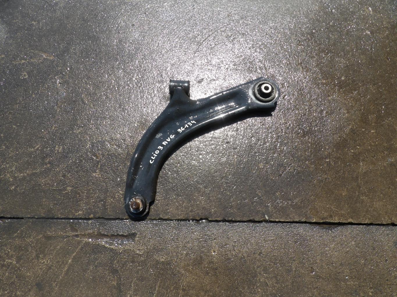Triangle avant gauche RENAULT CLIO 3 PHASE 1 Essence - 1