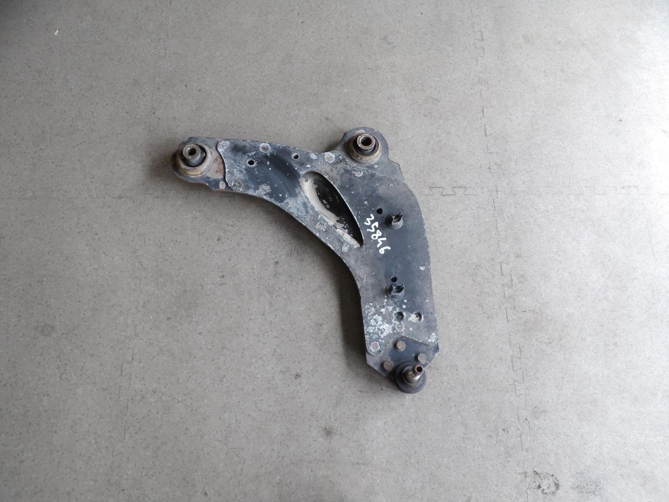 Triangle avant droit RENAULT TRAFIC 2 PHASE 1 Diesel - 1