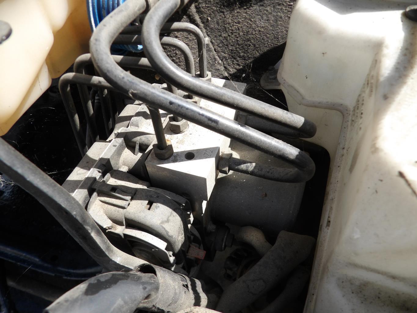 Bloc ABS (freins anti-blocage) AUDI A4 2 AVANT PHASE 2 BREAK Diesel - 1