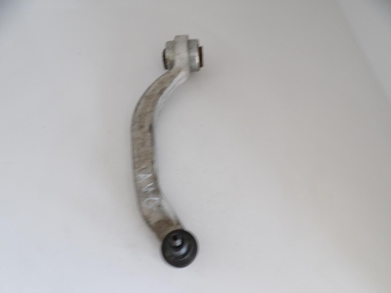 Triangle avant gauche AUDI A4 2 AVANT PHASE 2 BREAK Diesel - 1