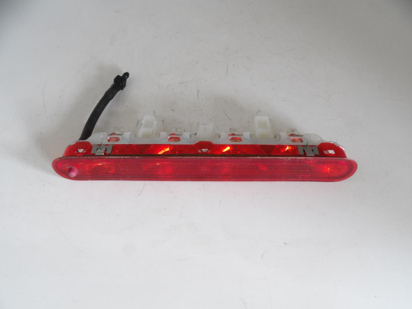 Feu arriere stop central CITROEN C3 3 PHASE 2 Diesel - 1