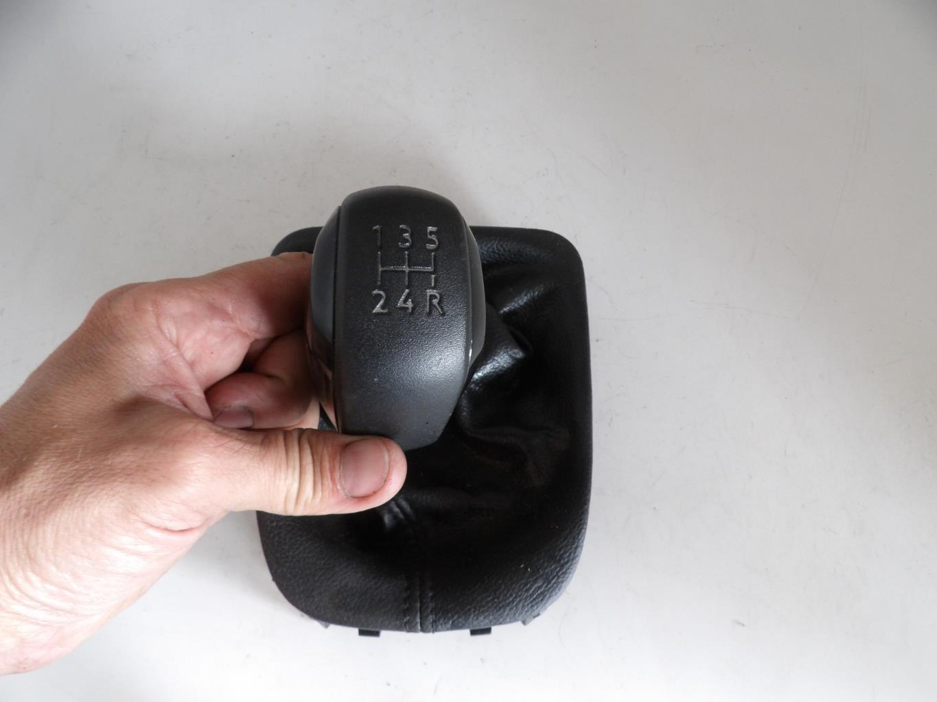 Pommeau de vitesses CITROEN C3 3 PHASE 1 Diesel - 1