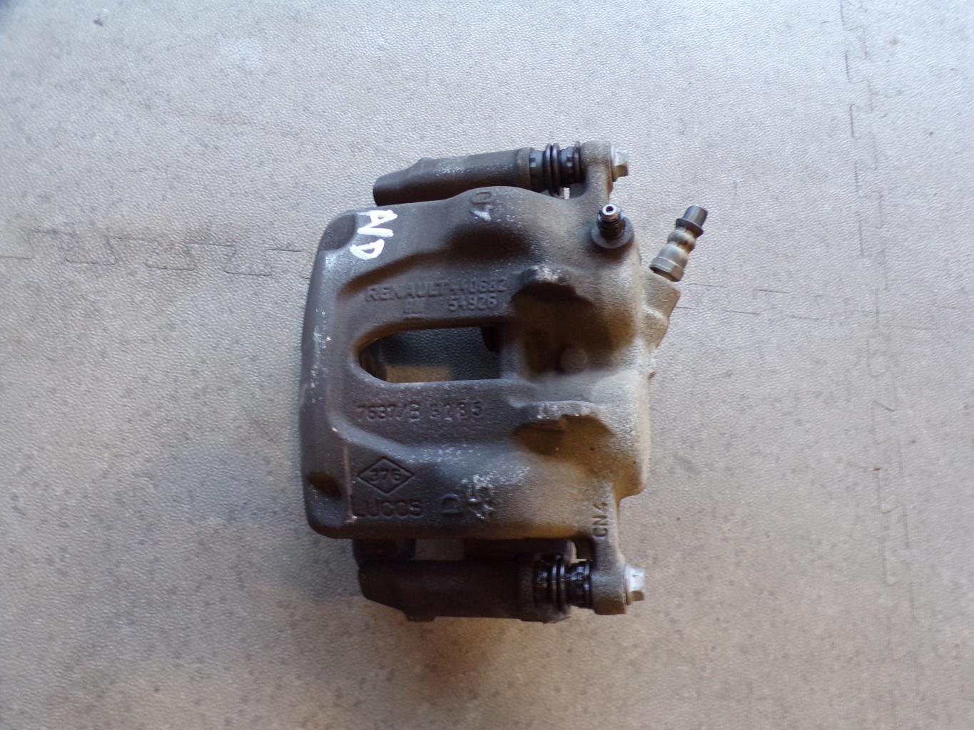 Etrier avant droit (freinage) RENAULT TRAFIC 2 PHASE 2 Diesel - 1