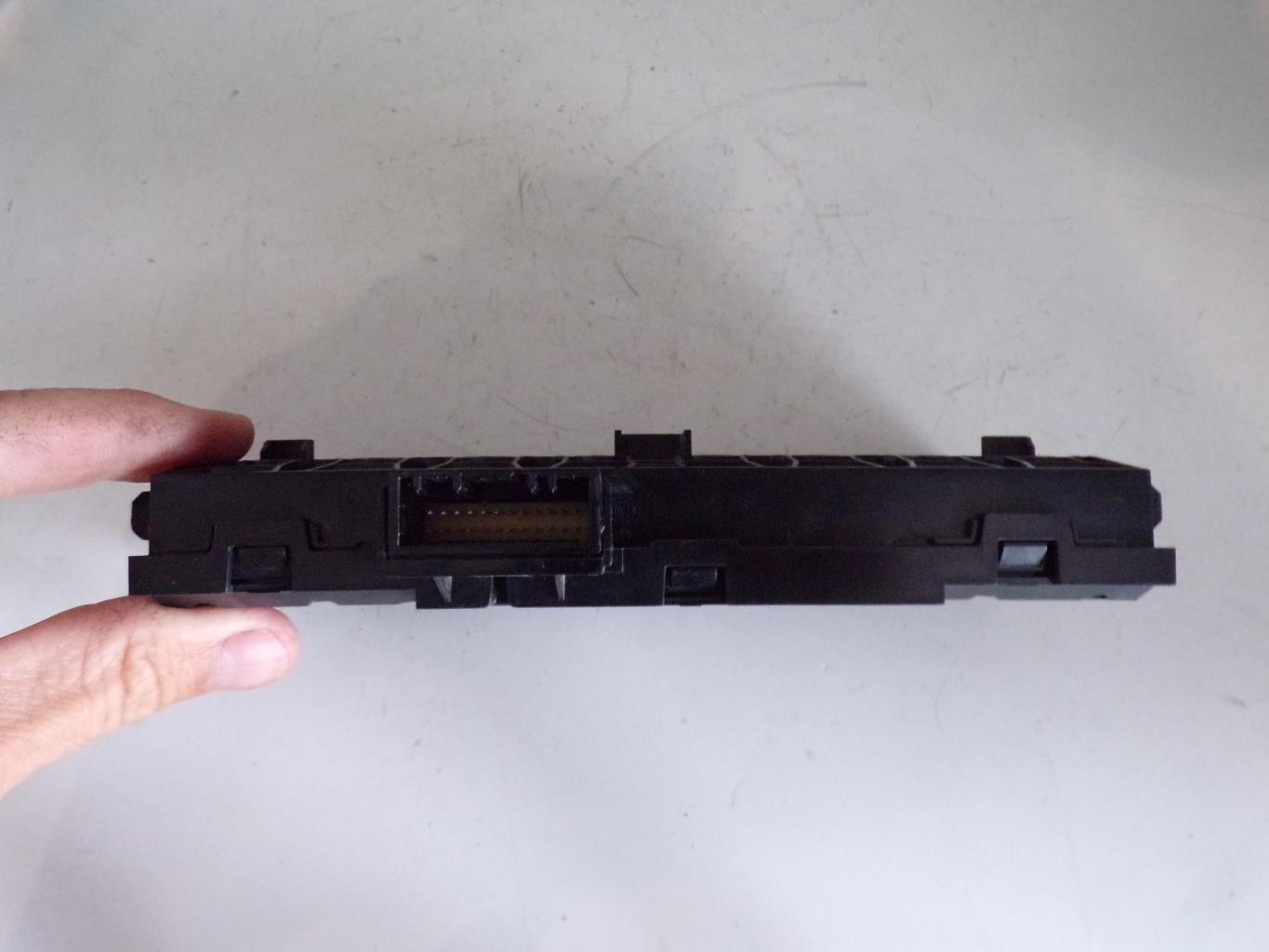 Bouton de warning RENAULT MASTER 3 PHASE 3 Diesel - 1