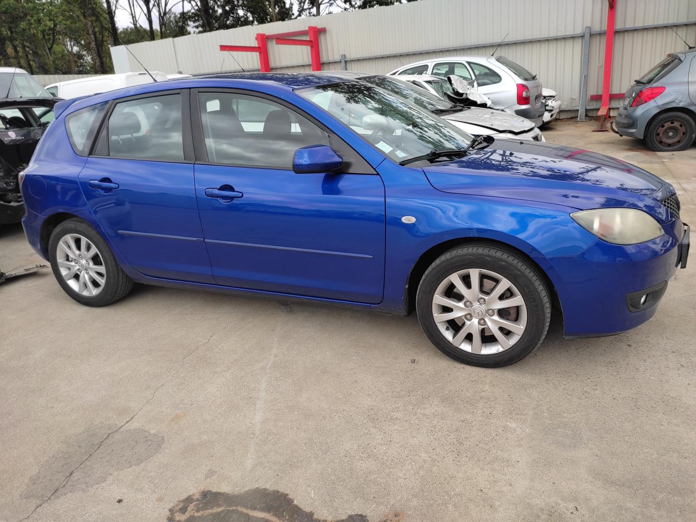 Feu arriere secondaire gauche (feux) MAZDA 3 1 PHASE 2 Diesel - 1