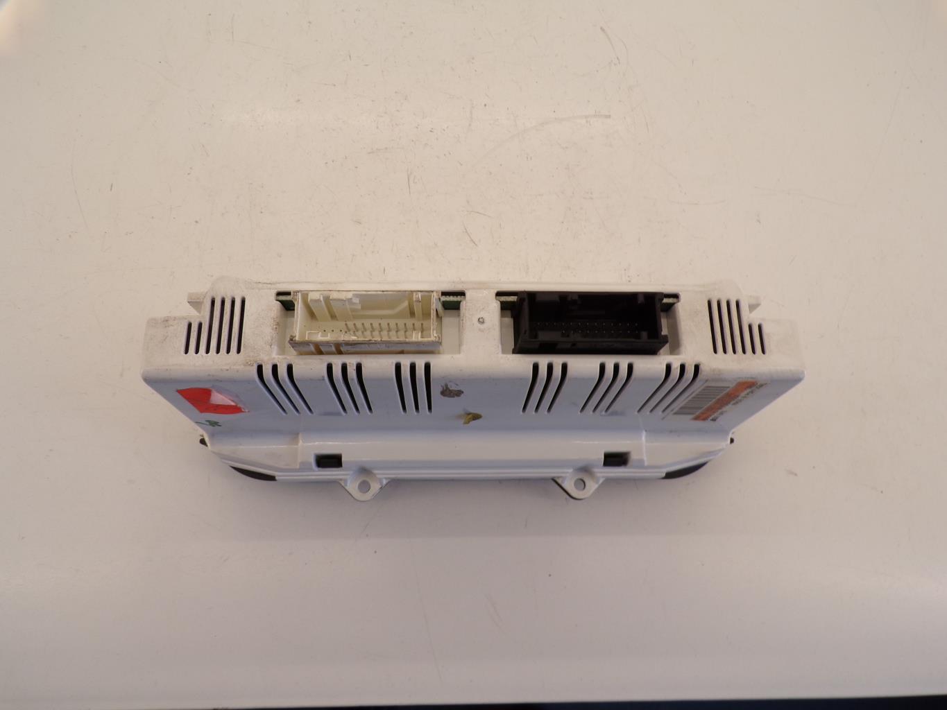 Commande chauffage FORD FIESTA 5 PHASE 2 Diesel - 1