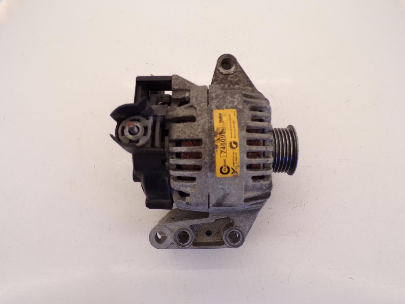 Alternateur FORD FIESTA 5 PHASE 1 Essence - 1
