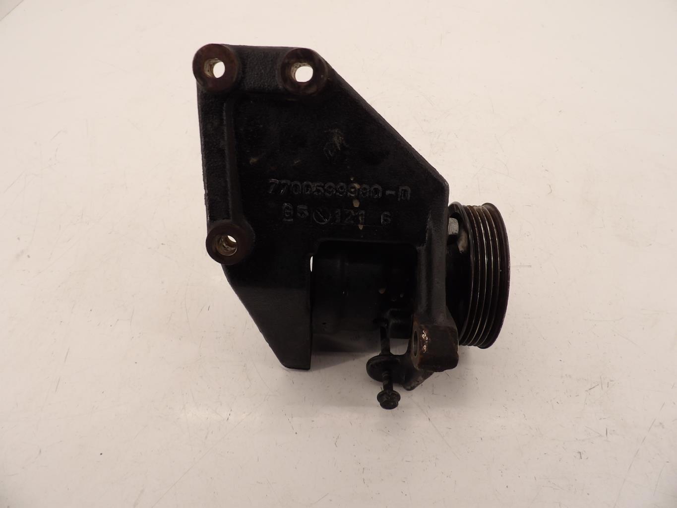 Pompe de direction RENAULT TRAFIC 1 PHASE 3 Diesel - 1
