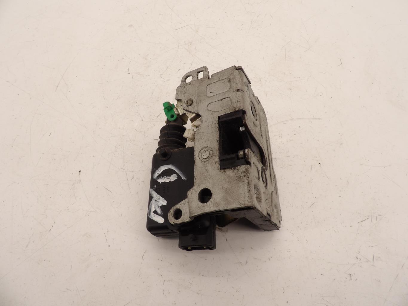 Serrure avant droit IVECO DAILY 3  - 1