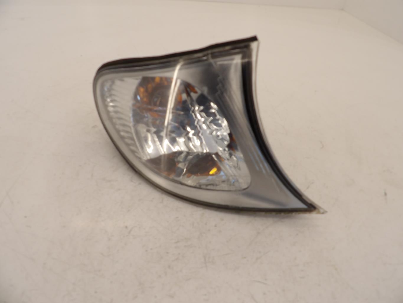 Optique avant secondaire droit (feux)(clignotant) BMW SERIE 3 E46 TOURING PHASE 2 BREAK Diesel - 1