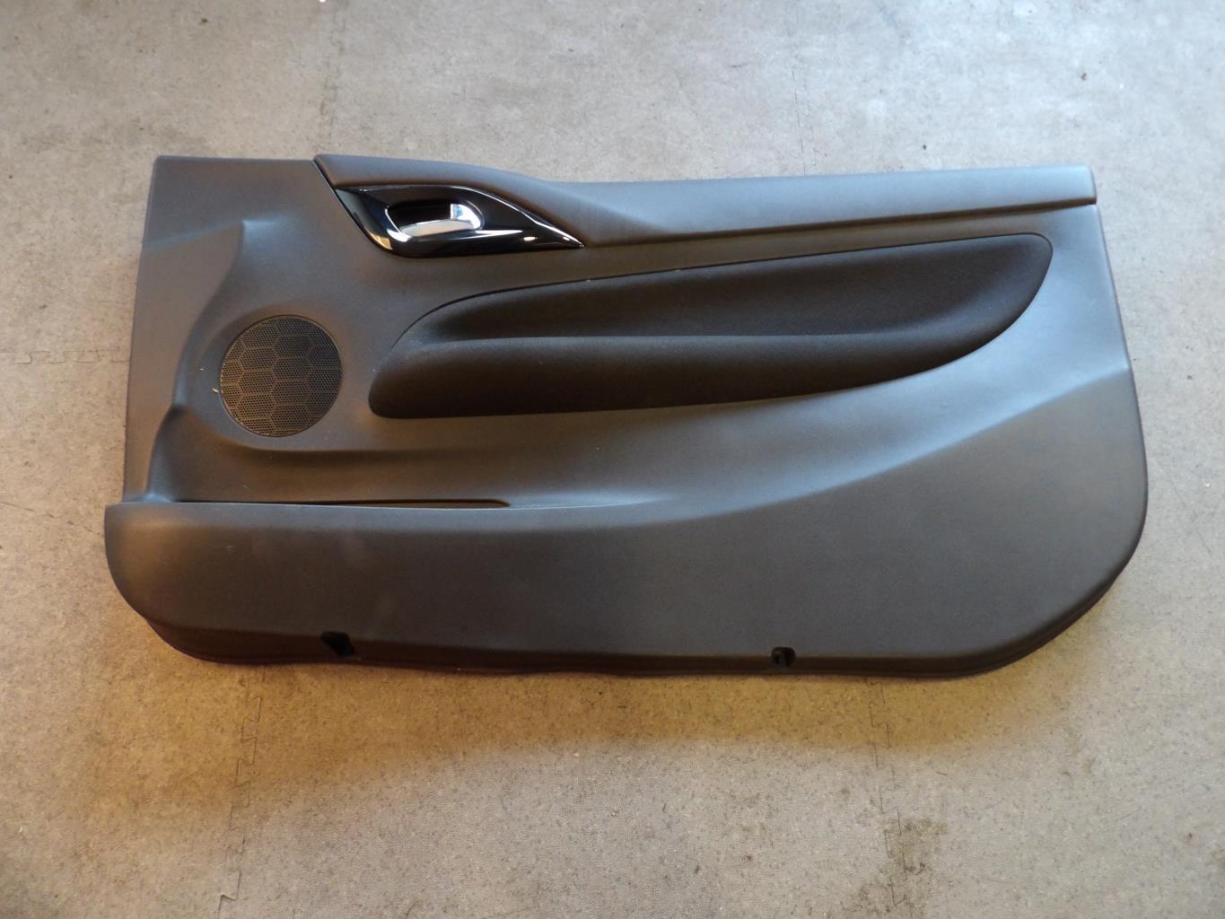 Panneau de porte avant droit CITROEN DS3 PHASE 1 Diesel - 1