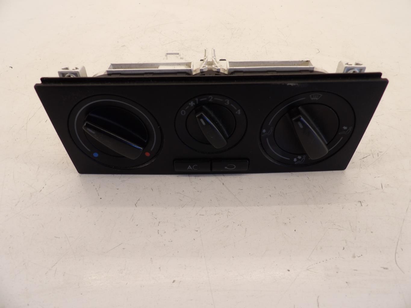 Commande chauffage VOLKSWAGEN POLO 3 PHASE 2 Diesel - 1