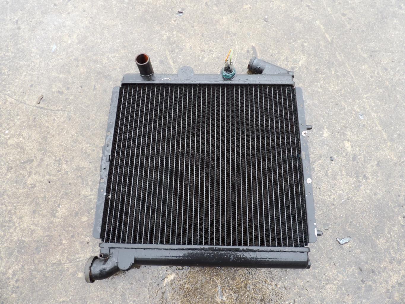 Radiateur eau RENAULT R11 Essence - 1